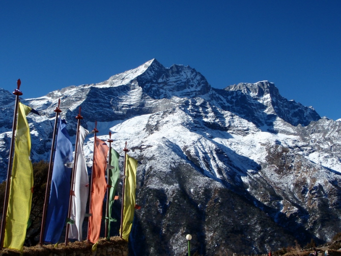 Новый Год под Эверестом. (Путешествия, мусарский владимир, намче базар, нуптзе, кала патар, ама даблам, лукла, лходзе, непал, гималаи)