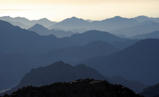 Планета Синай, или как перелетовать часть зимы. (Альпинизм, египет)
