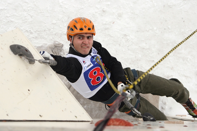 Опять про Киров! (Ледолазание/drytoolling, ледолазание, кубок мира, шабалин, зима, холодно, маркус бендлер, ангелика райнер, власов, шубина)