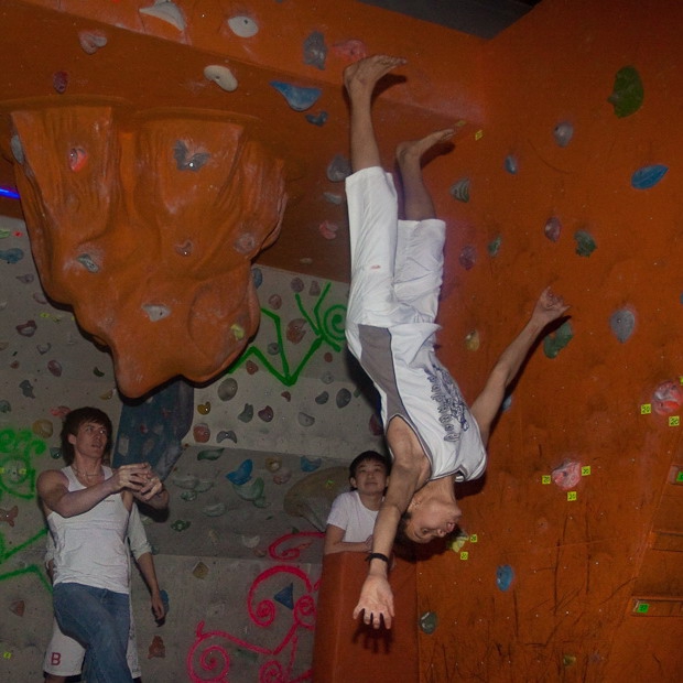 С ног на голову! (Скалолазание, manaraga-team, climbing fest, russia-kazakhstan, skala, klenov, rock for everybody, boulder party, almaty)