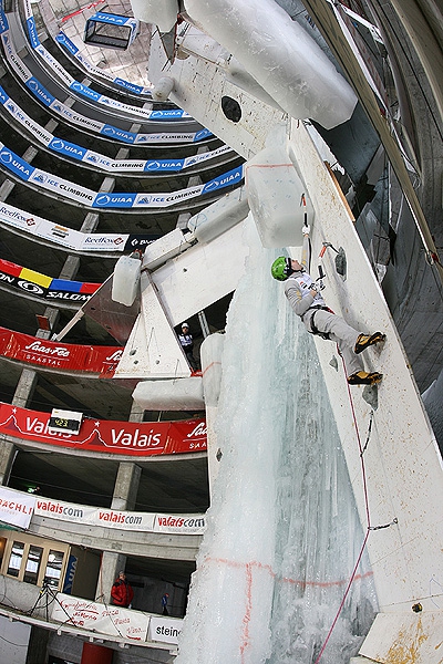 Этап Кубка мира по ледолазанию в Saas Fee, Швейцария. (Ледолазание/drytoolling, саасфи, сборная россии, кубок мира, ледолазание, 2010)