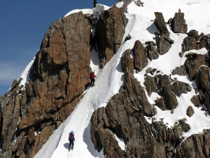 Терскей-Алатоо (Центральный Тянь-Шань), с 29 июля по 16 августа 2008 г , 4 к.с. (Альпинизм, амореде)