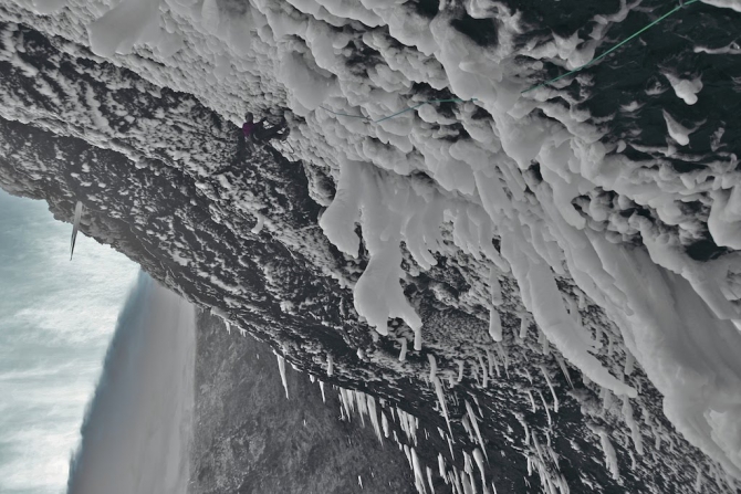 "Spray on" WI10 - новое измерение в ледолазании? (Ледолазание/drytoolling, канада)