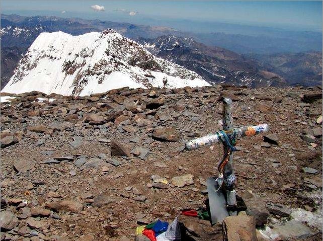 Аконкагуа. Сезон 2009-10. Часть 1. Крест исчез и вернулся (Альпинизм, кресты на вершинах, сенин, кампанини, мендоза, 7 вершин)