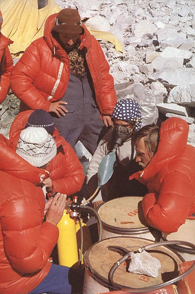 Вчера исполнилось 30 лет первому зимнему восхождению на Эверест (Альпинизм, польша, гималаи, велицки, зимний альпинизм)