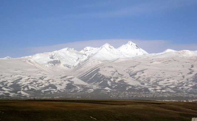 Драма на Алагезе. Листая старые страницы. (Альпинизм, арагац)