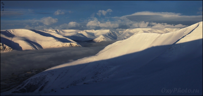 Хибины... Ох уж это розово-туманное Заполярье... (Горные лыжи/Сноуборд, фото, горные лыжи, кировск, кольский полуостров, горы, фотография, photo)