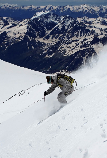 Аня Ханкевич. Роман с лыжами. Материал из "РИСК онсайт" № 41 (Бэккантри/Фрирайд, горы, нью скул, гость номера, фристайл, горные лыжи, интервью, фрирайд)