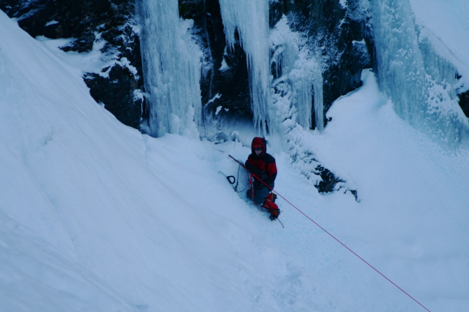 Lofoten Women. Заключительное ПА марлезонского балета. Красотка и монстр. (Альпинизм, норвегия, ред фокс, red fox, grivel, лофотенские острова, альпекс, женский фестиваль)