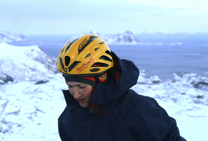 Lofoten WoMen. Cага о девушках, юбках и девайсах (Альпинизм, норвегия, ред фокс, red fox, grivel, лофотенские острова, альпекс, женский фестиваль)