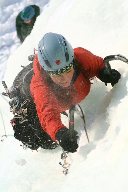 Lofoten WoMen. Cага о девушках, юбках и девайсах (Альпинизм, норвегия, ред фокс, red fox, grivel, лофотенские острова, альпекс, женский фестиваль)