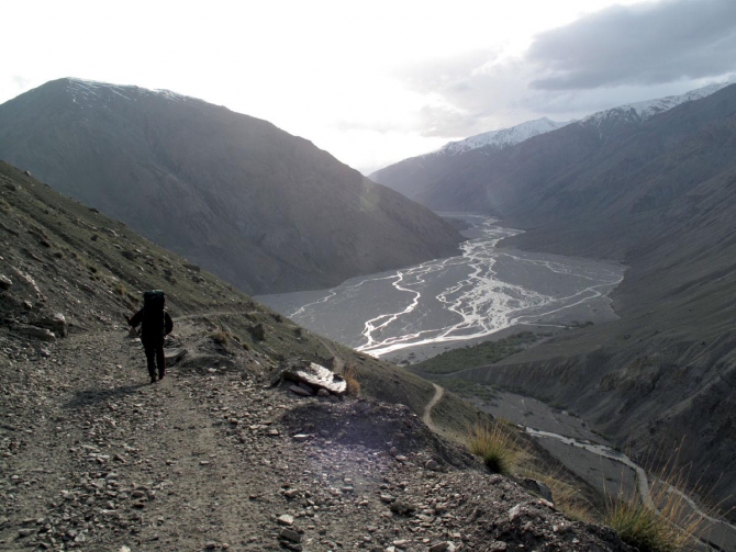 Фотогалерея или репортаж. Памирский марафон 2009. Часть 1. Разминка. (Альпинизм, пик революции, пик коммунизма, пик ленина, маи)