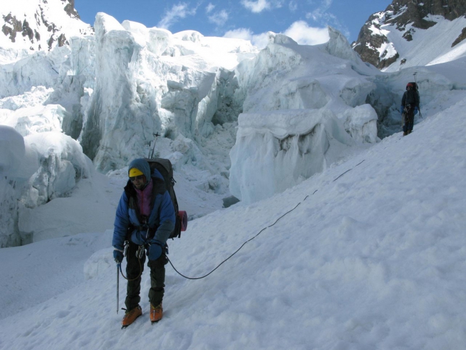 Фотогалерея или репортаж. Памирский марафон 2009. Часть 1. Разминка. (Альпинизм, пик революции, пик коммунизма, пик ленина, маи)