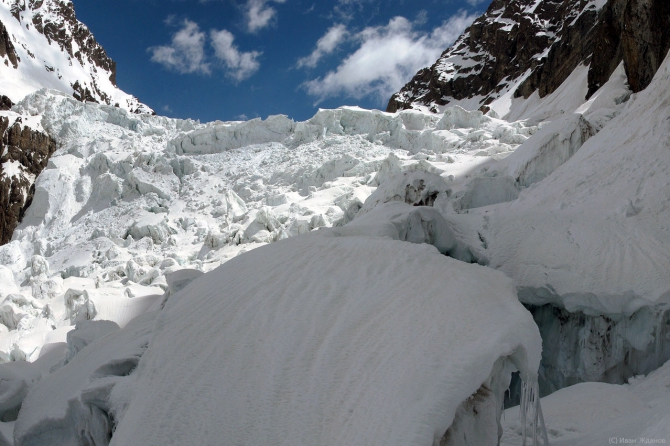 Фотогалерея или репортаж. Памирский марафон 2009. Часть 1. Разминка. (Альпинизм, пик революции, пик коммунизма, пик ленина, маи)