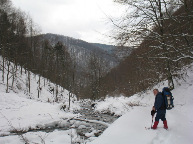 Карпаты. Пилипец и полонина Боржава, март, 2010 г. (Горный туризм)