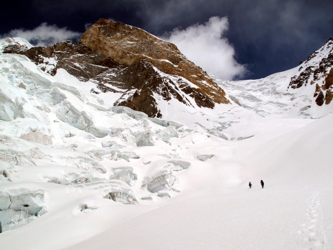 Фотогалерея или репортаж. Памирский марафон 2009. Часть 2. Траверс Революции (Альпинизм, пик ленина, пик революции, пик коммунизма, маи)