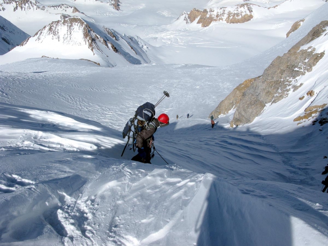 Фотогалерея или репортаж. Памирский марафон 2009. Часть 2. Траверс Революции (Альпинизм, пик ленина, пик революции, пик коммунизма, маи)