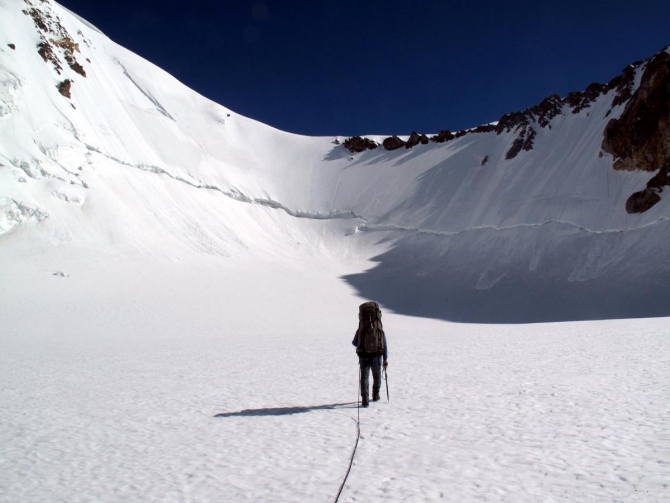 Фотогалерея или репортаж. Памирский марафон 2009. Часть 2. Траверс Революции (Альпинизм, пик ленина, пик революции, пик коммунизма, маи)