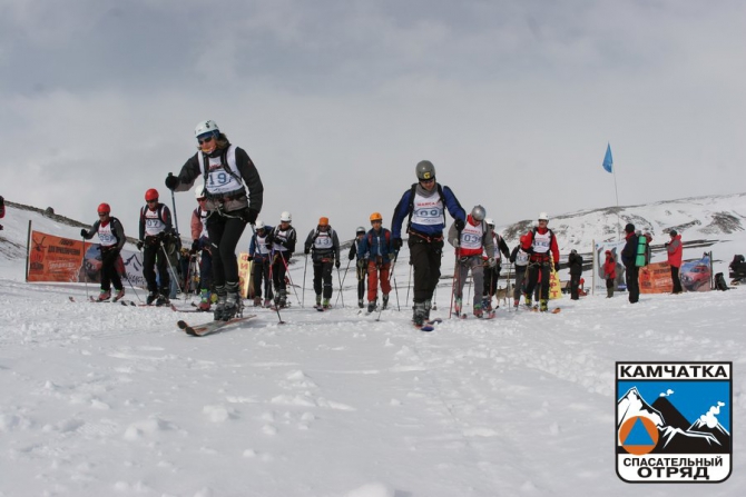 В КОНЦЕ АПРЕЛЯ НА КАМЧАТКЕ 3-Й ЭТАП ОТКРЫТОГО КУБКА РОССИИ ПО СКИ-АЛЬПИНИЗМУ 2010. (камчатские спасатели, авачинский перевал, ски-альпинизм камчатка)