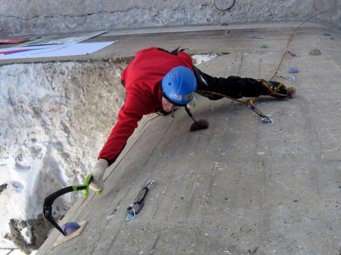 ICE CAMEL 2010 P.S. (Альпинизм, соревнования, драйтулинг, drytooling, самара, самарская область)