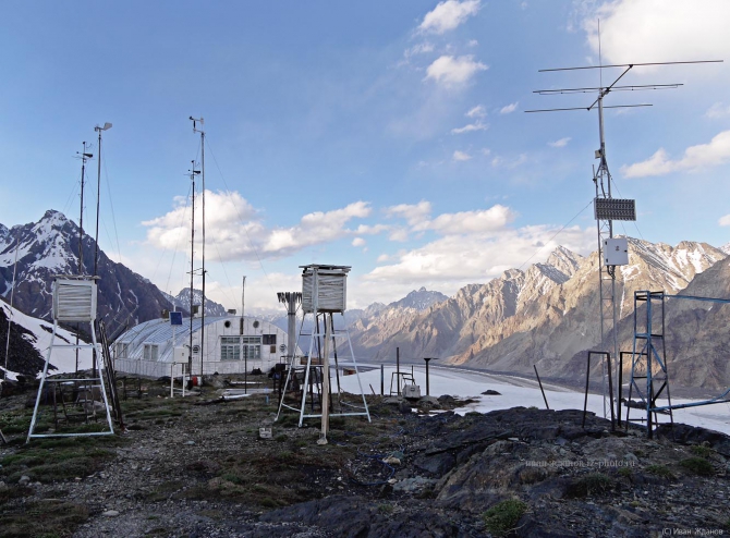 Фотогалерея или репортаж. Памирский марафон 2009. Часть 3. Пик Коммунизма (Альпинизм, маи, пик ленина, пик революции)