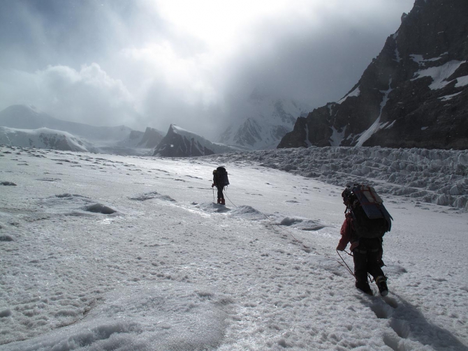 Фотогалерея или репортаж. Памирский марафон 2009. Часть 3. Пик Коммунизма (Альпинизм, маи, пик ленина, пик революции)