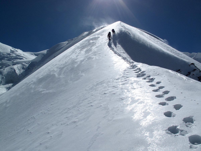 Фотогалерея или репортаж. Памирский марафон 2009. Часть 3. Пик Коммунизма (Альпинизм, маи, пик ленина, пик революции)