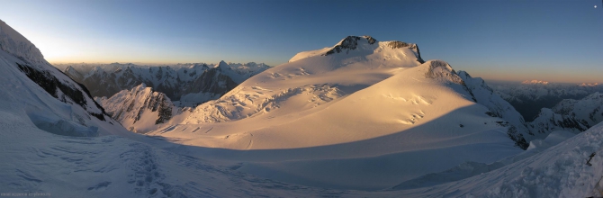 Фотогалерея или репортаж. Памирский марафон 2009. Часть 3. Пик Коммунизма (Альпинизм, маи, пик ленина, пик революции)