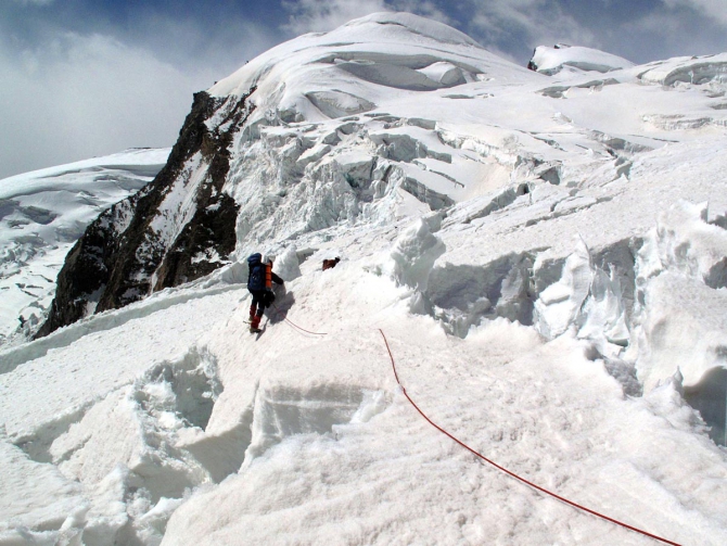 Фотогалерея или репортаж. Памирский марафон 2009. Часть 3. Пик Коммунизма (Альпинизм, маи, пик ленина, пик революции)