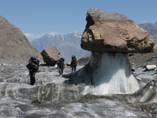 Фотогалерея или репортаж. Памирский марафон 2009. Часть 3. Пик Коммунизма (Альпинизм, маи, пик ленина, пик революции)