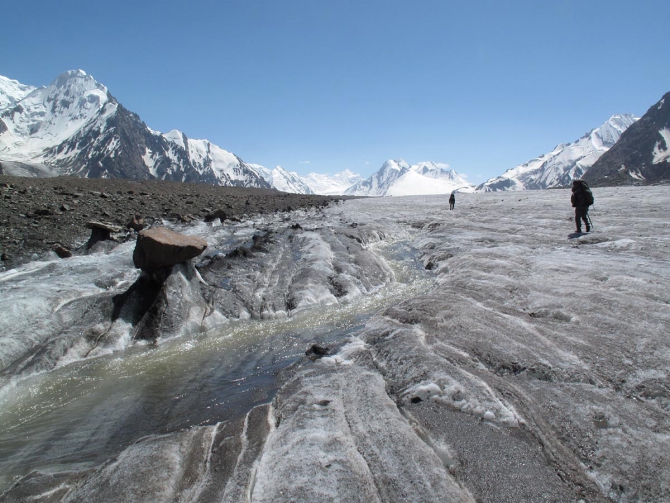 Фотогалерея или репортаж. Памирский марафон 2009. Часть 3. Пик Коммунизма (Альпинизм, маи, пик ленина, пик революции)