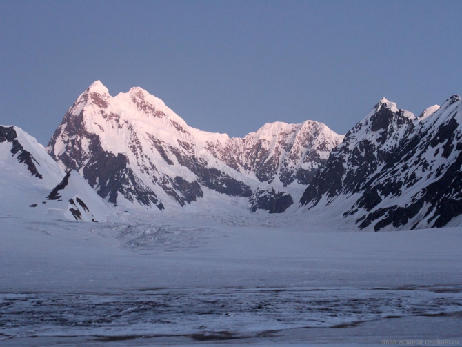 Фотогалерея или репортаж. Памирский марафон 2009. Часть 3. Пик Коммунизма (Альпинизм, маи, пик ленина, пик революции)