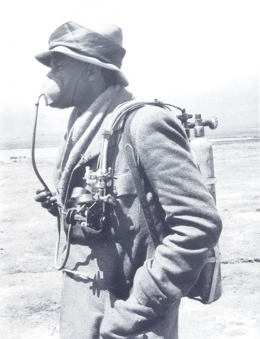 Высотные кислородные системы: новое – хорошо забытое старое. (Альпинизм, хант, бурдиллон, эверест, божуков, кислородное оборудование, эванс)