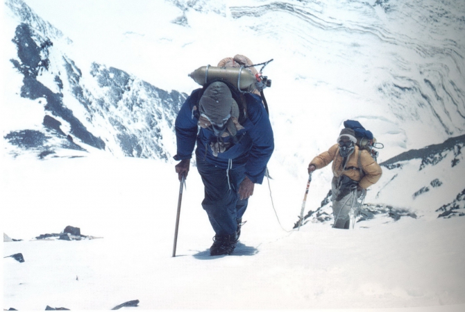 Высотные кислородные системы: новое – хорошо забытое старое. (Альпинизм, хант, бурдиллон, эверест, божуков, кислородное оборудование, эванс)