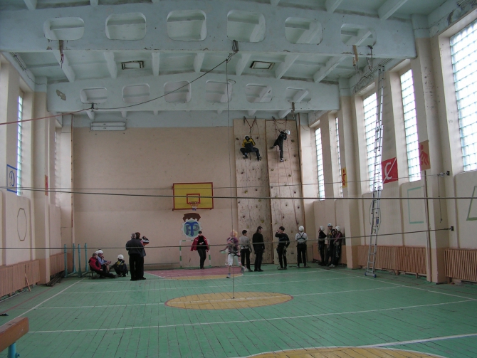 Скалодром в Пензе. (Альпинизм, скалолазание, альпинизм, спортивный туризм, пенза, альптур, альптур-клуб)