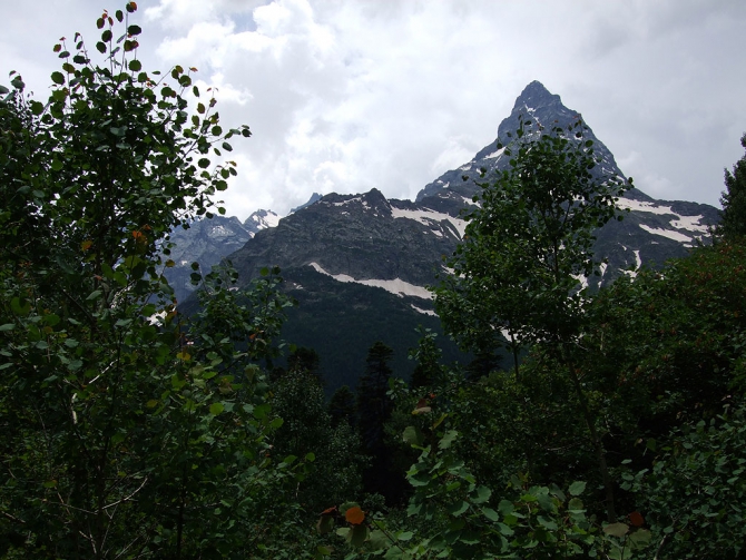 Гроза в горах (молнии и разряды, Альпинизм, гороза в горах)