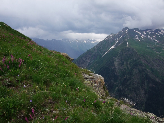 Гроза в горах (молнии и разряды, Альпинизм, гороза в горах)