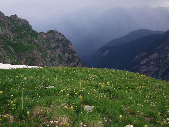 Гроза в горах (молнии и разряды, Альпинизм, гороза в горах)