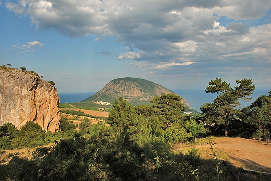 Донецк поддерживает защитников Красного Камня! (акция, протест, красный камень, защита, охрана, скалолазание)