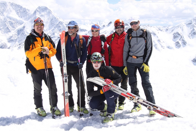 Тренд нынешнего фестиваля RedFox Elbrus Race – массовость (Бэккантри/Фрирайд, забег, эльбрус)