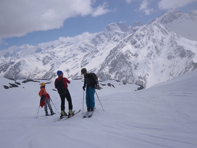 Тренд нынешнего фестиваля RedFox Elbrus Race – массовость (Бэккантри/Фрирайд, забег, эльбрус)