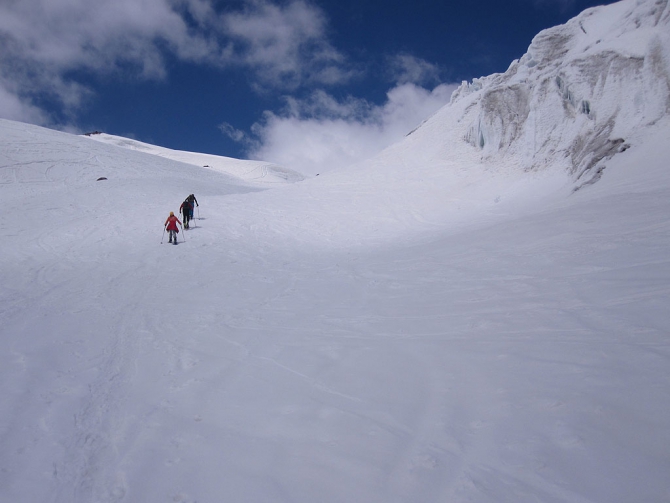 Тренд нынешнего фестиваля RedFox Elbrus Race – массовость (Бэккантри/Фрирайд, забег, эльбрус)