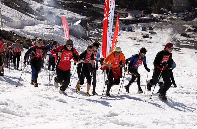 Выход в открытый космос состоялся (Снегоступинг, redfox elbrus race)