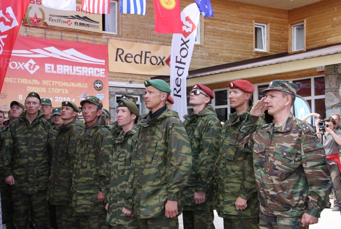Фоторепортаж с открытия фестиваля Red Fox Elbrus Race 2010 (Альпинизм, эльбрус, фестиваль экстремальных видов спорта, вертикальный километр)