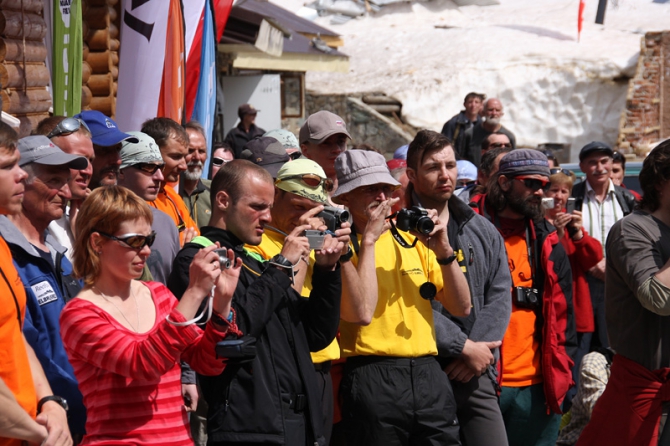 Фоторепортаж с открытия фестиваля Red Fox Elbrus Race 2010 (Альпинизм, эльбрус, фестиваль экстремальных видов спорта, вертикальный километр)