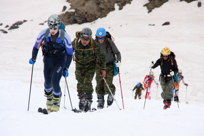 Red Fox Elbrus Race 2010: фоторепортаж и итоги командной гонки по ски-альпинизму (эльбрус, фестиваль экстремальных видов спорта)