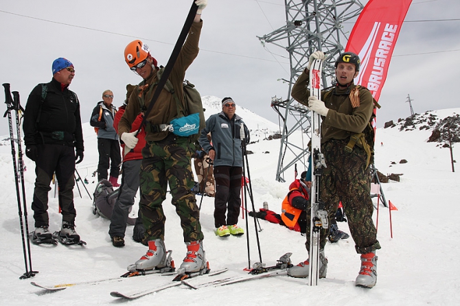 Red Fox Elbrus Race 2010: фоторепортаж и итоги командной гонки по ски-альпинизму (эльбрус, фестиваль экстремальных видов спорта)