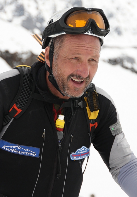 Red Fox Elbrus Race 2010: фоторепортаж и итоги командной гонки по ски-альпинизму (эльбрус, фестиваль экстремальных видов спорта)