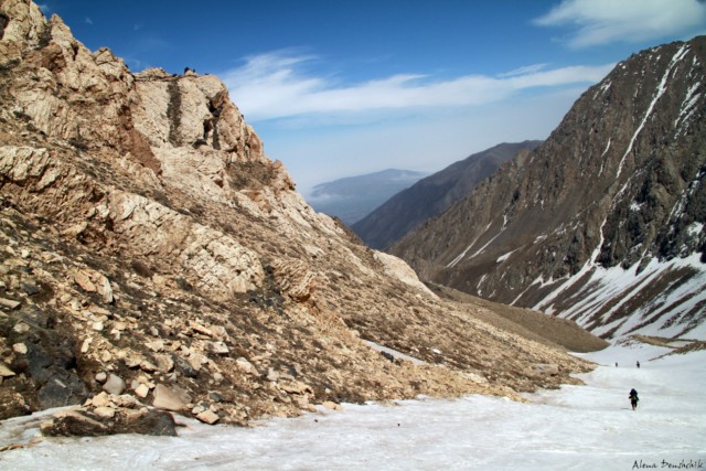 Иран. Скиальпинизм в районе Алам-Кух.