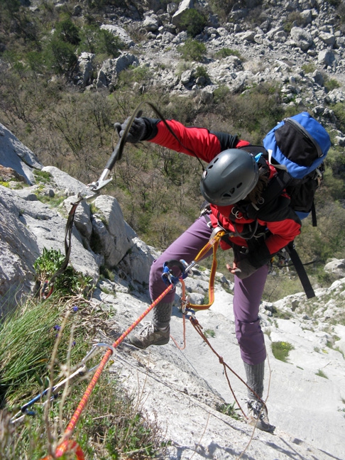 Девочки на Морчеке. "Линия Бедра" 5Б, 6b, A3, 370м (Альпинизм, первопроход, крым, морчека, новый маршрут, терентьева, коптева)